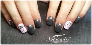 Salon de Manucure Nylanail'S Salon d'ongles et formations 0