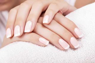 Salon de Manucure Trinity ongles au naturel 0