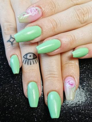 Salon de Manucure La French Manucure prothésiste ongulaire 0