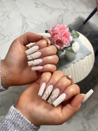 Salon de Manucure BeautyGlam 0