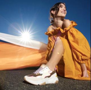 Salon de Manucure FRISELIS&CO - Coiffure & Conceptstore 0