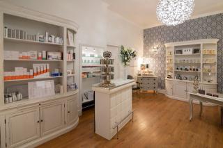 Salon de Manucure L'institut Chic 0