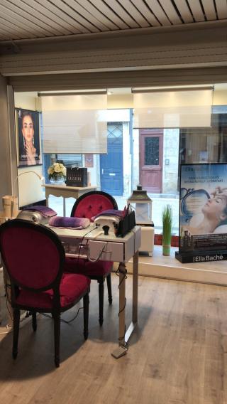 Salon de Manucure Mains de Satin 0