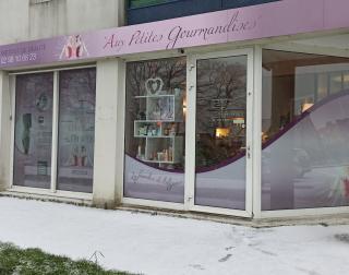 Salon de Manucure Aux Petites Gourmandises 0