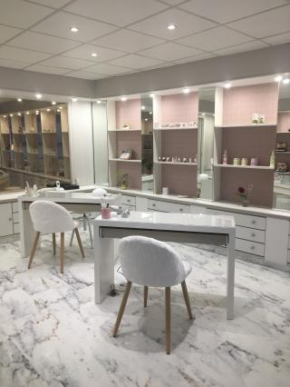 Salon de Manucure l'institut de chloé 0