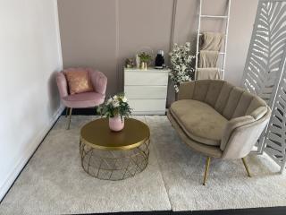 Salon de Manucure Fatiha beauty Academy salon de beauté, fournisseur produits pour extension de cils et centre de formation agré 1