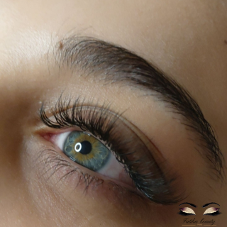 Salon de Manucure Fatiha beauty Academy salon de beauté, fournisseur produits pour extension de cils et centre de formation agré 0