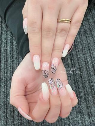 Salon de Manucure Au Petit Saigon 0