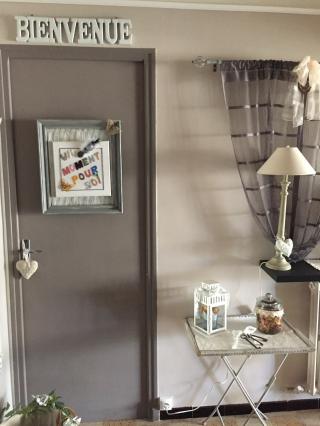 Salon de Manucure Un moment pour soi, Epilation, beauté des mains et pieds, bien être et relaxation 0