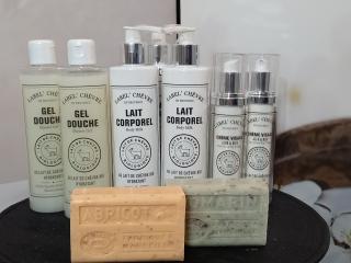 Salon de Manucure Florence Esthétique 0