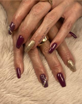 Salon de Manucure Mains Zée Merveilles 0