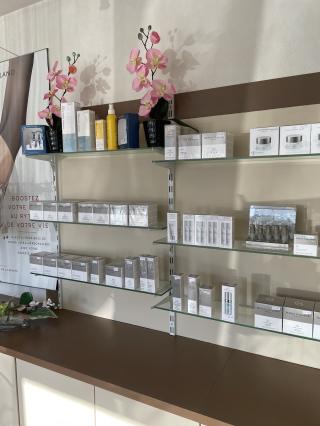 Salon de Manucure A Fleur de Peau 1