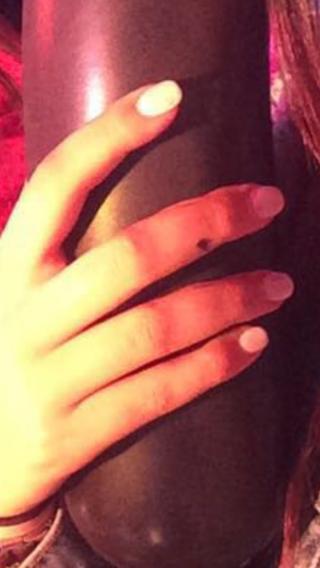 Salon de Manucure L'Instant Unique 0