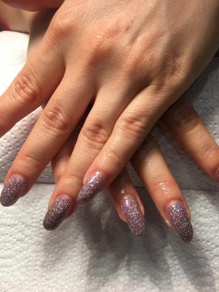 Salon de Manucure Institut De vous à Moi 0