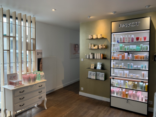 Salon de Manucure Institut de Beauté Delphine 0