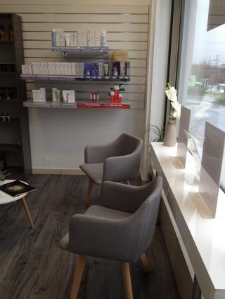 Salon de Manucure PARADIS BEAUTE 0