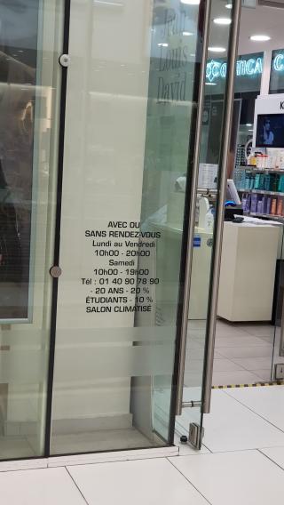 Salon de Manucure Jean Louis David - Coiffeur Puteaux 0