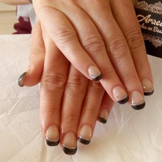 Salon de Manucure Araceli Ongles en Beauté - A Domicile - Dunkerque - Grande-Synthe 0