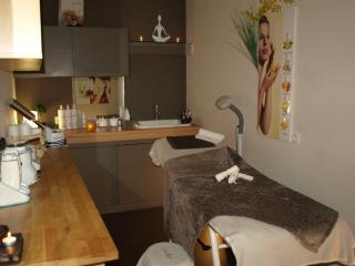 Salon de Manucure France Beauté Institut 0