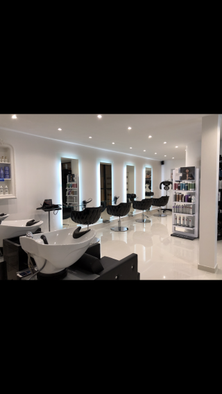 Salon de Manucure Salon So’Glam 0