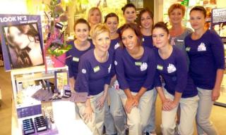 Salon de Manucure Yves Rocher 0