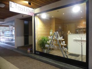 Salon de Manucure L’institut by Lucie 0