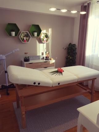 Salon de Manucure Nurima Esthetique 0