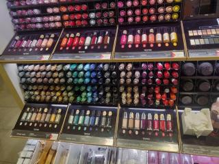 Salon de Manucure Yves Rocher 0