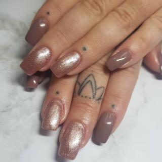 Salon de Manucure Extensions de cils et ongles - Un regard sur les Ongles 0