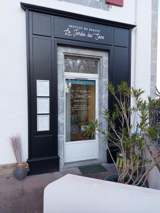 Salon de Manucure Le Jardin des Soins 0