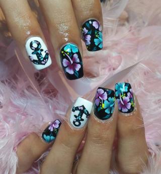 Salon de Manucure CRYSTAL NAIL'S ART: onglerie/ éxtension de cils 0