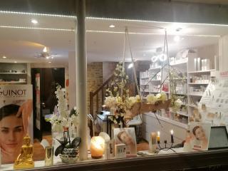 Salon de Manucure Institut Elixir du Bien-Être 0