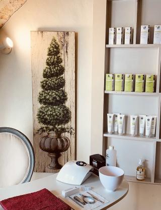 Salon de Manucure Institut de beauté Secrets du monde 0