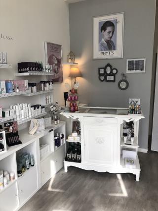 Salon de Manucure Aroma Beauté 0