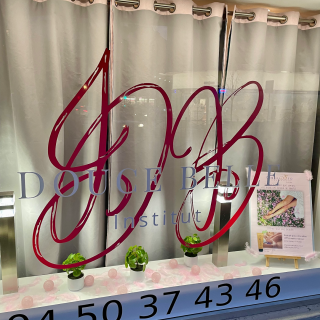 Salon de Manucure Institut Doucebelle 0