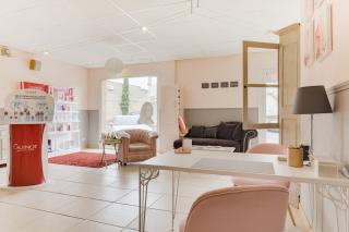 Salon de Manucure Institut La Vie Est Belle 0