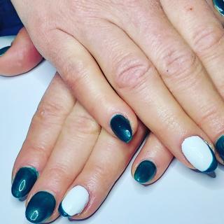 Salon de Manucure Mille Eclats - Prothésiste ongulaire 0