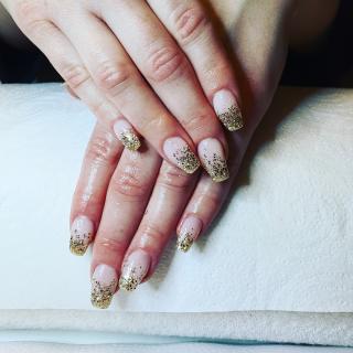 Salon de Manucure Méta 0