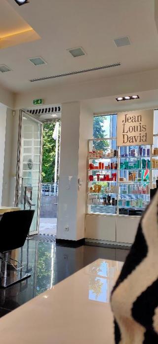Salon de Manucure Jean Louis David - Coiffeur Clermont Ferrand 0