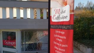 Salon de Manucure Médoc Esthétique 0