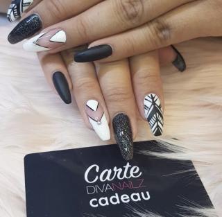 Salon de Manucure DIVA NAiLZ 0