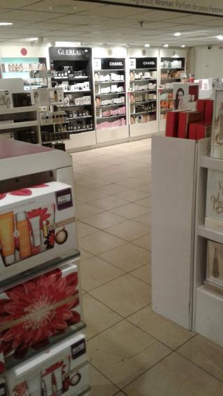 Salon de Manucure Marionnaud Espaces 0