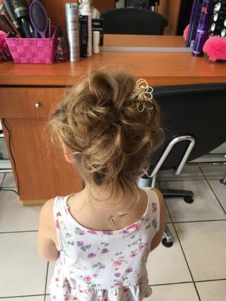 Salon de Manucure Coiffée 0