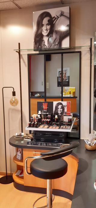Salon de Manucure Institut de Beauté Nathaly 0