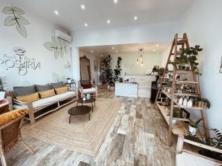 Salon de Manucure Rosaria B. 0