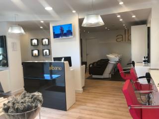 Salon de Manucure Camille Albane - Coiffeur Granville 0