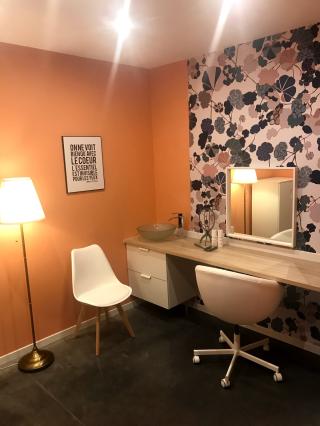 Salon de Manucure L’Institut de Capillotherapie 0