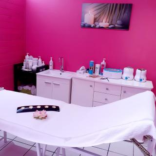 Salon de Manucure ADJOVI 0