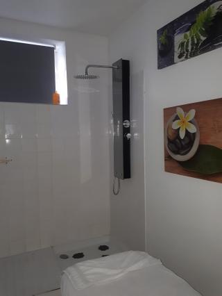 Salon de Manucure O Des Sens 0