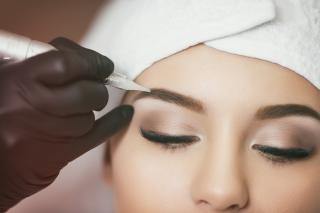 Salon de Manucure STUDIO VALÉRIA PAUL - Maquillage Permanent, Extension de Cils, Eyelash extension 0
